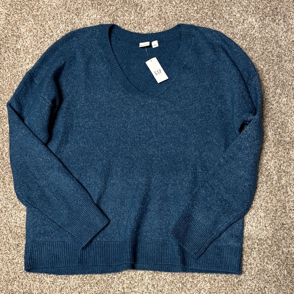 Gap Women’ Blue Sweater